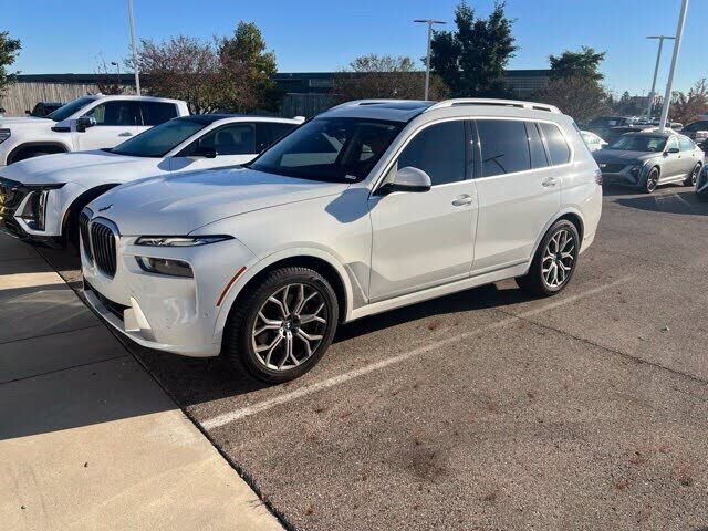 2024 BMW X7
