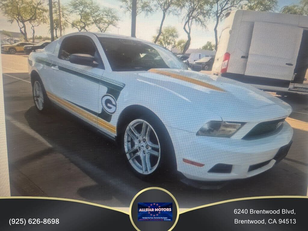 2010 FORD Mustang