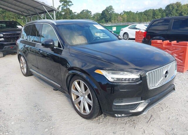 2016 VOLVO XC90