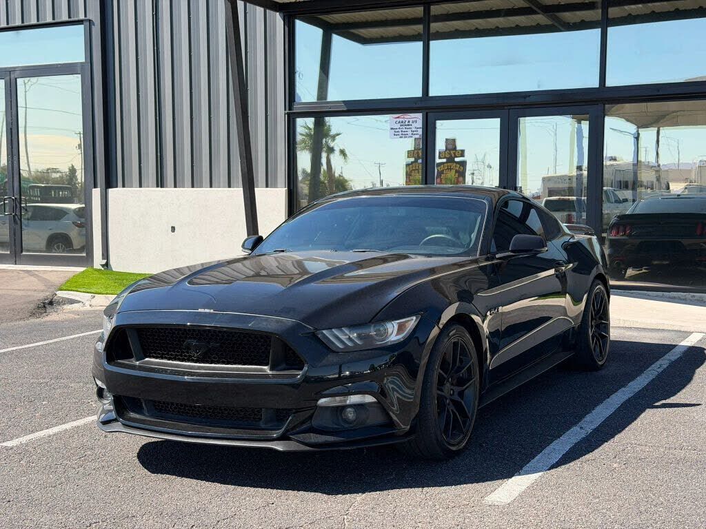 2017 FORD Mustang