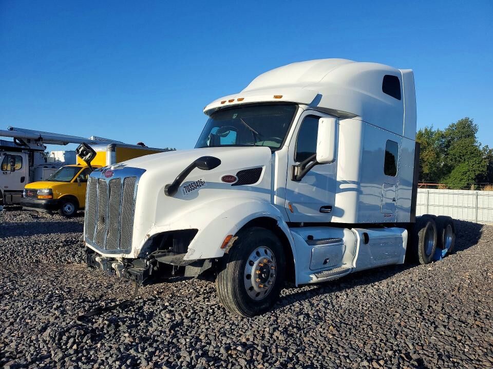 2022 PETERBILT 579