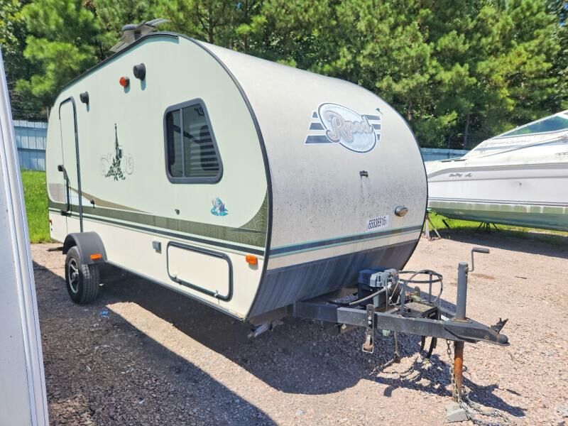 2015 FOREST RIVER Rpod Towable