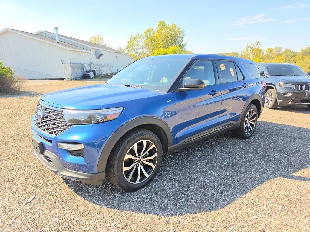 2022 FORD Explorer