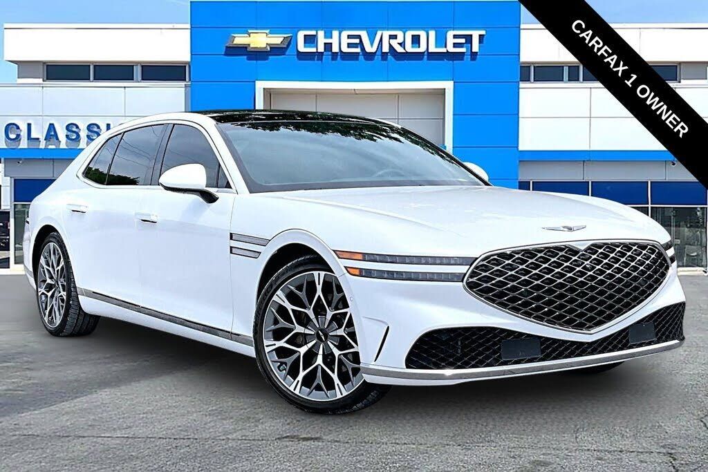 2025 GENESIS G90
