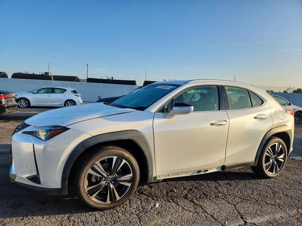 2021 LEXUS UX