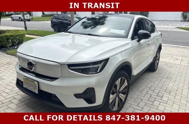2023 VOLVO C40