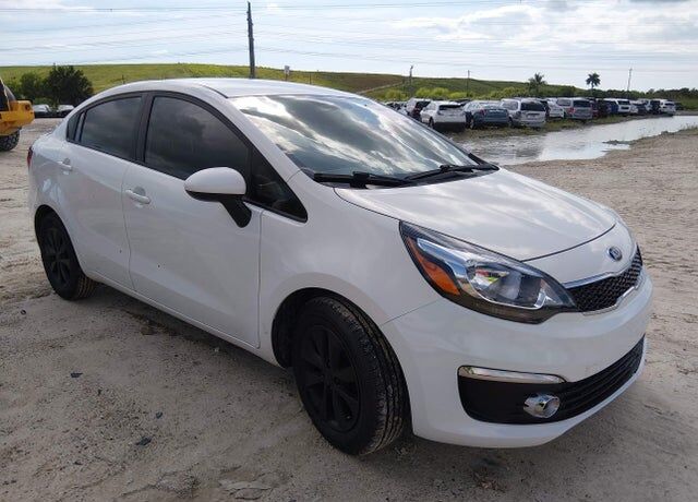 2016 KIA Rio