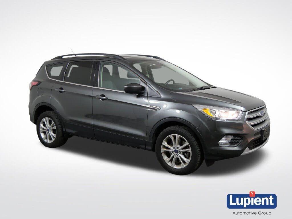 2017 FORD Escape