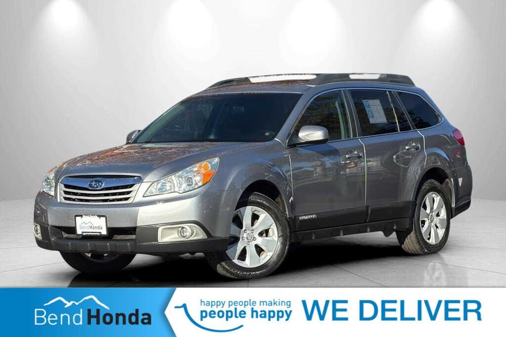 2010 SUBARU Outback
