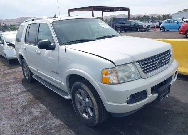 2004 FORD Explorer