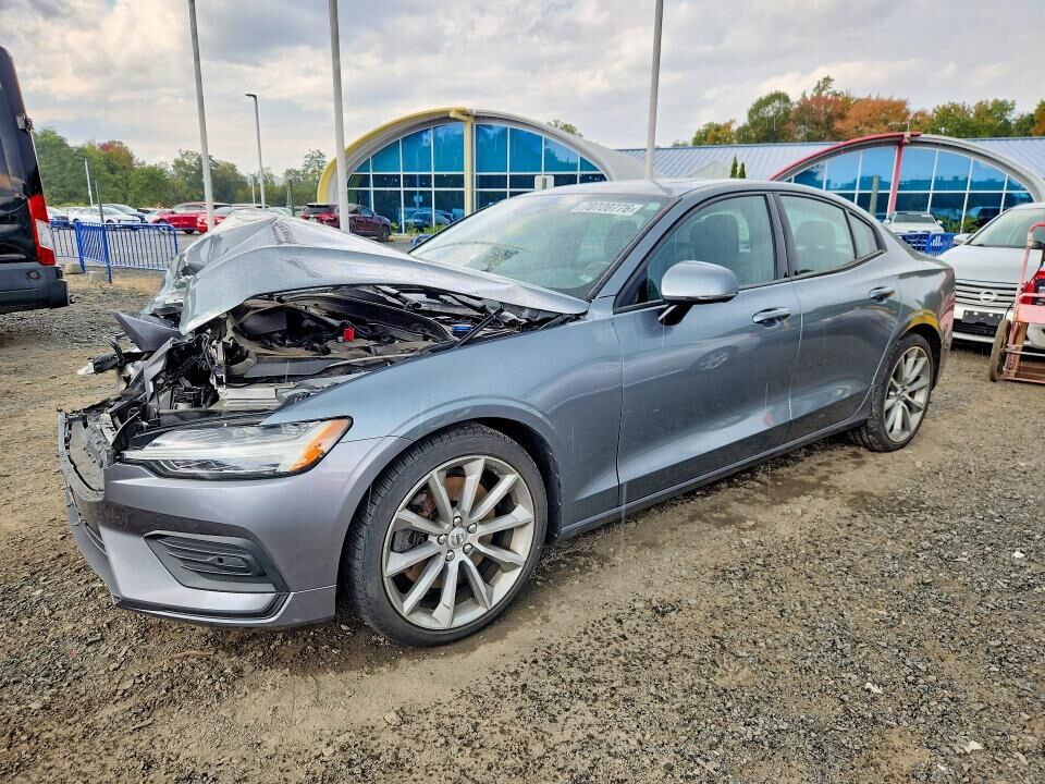 2020 VOLVO S60