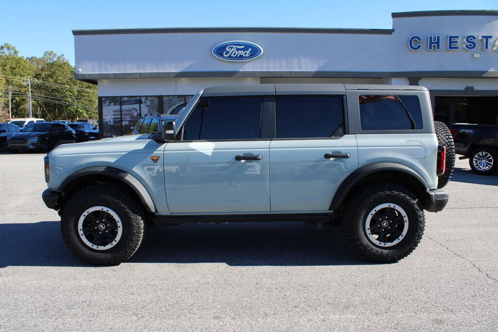 2024 FORD Bronco