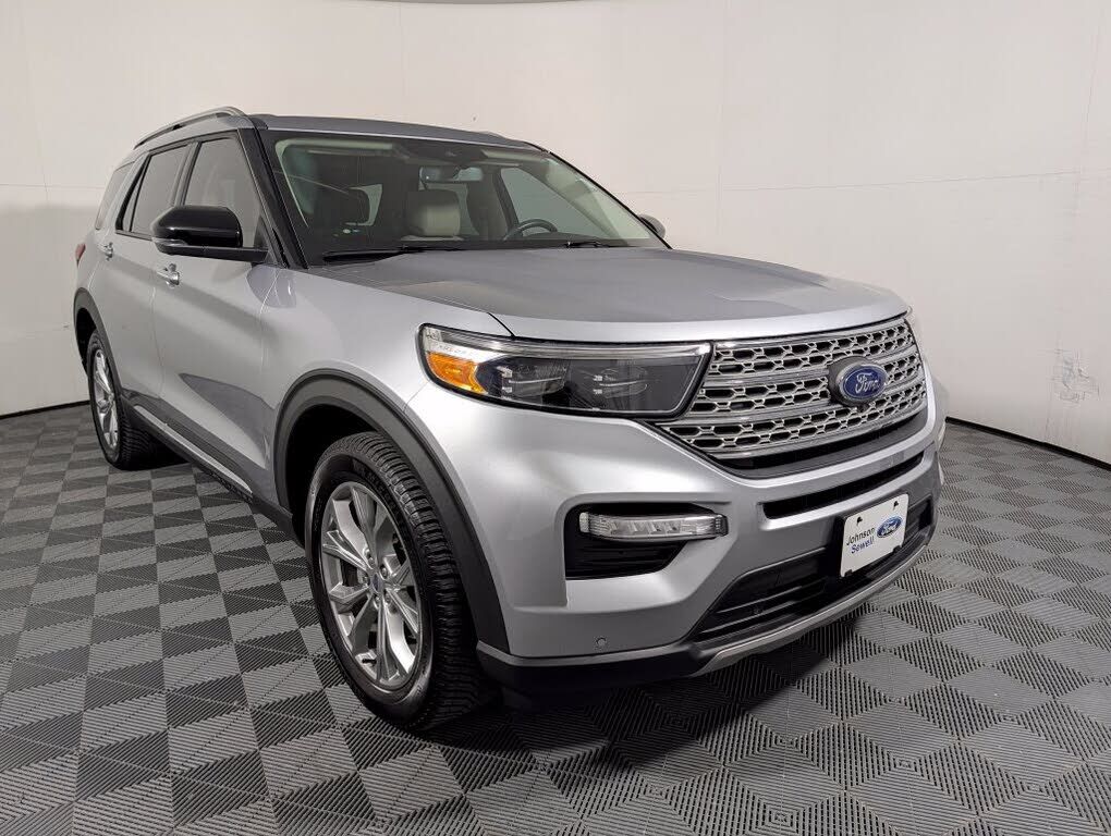 2021 FORD Explorer