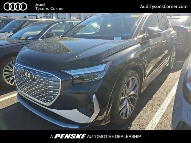 2025 AUDI Q4