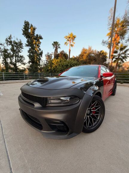 2021 DODGE Charger