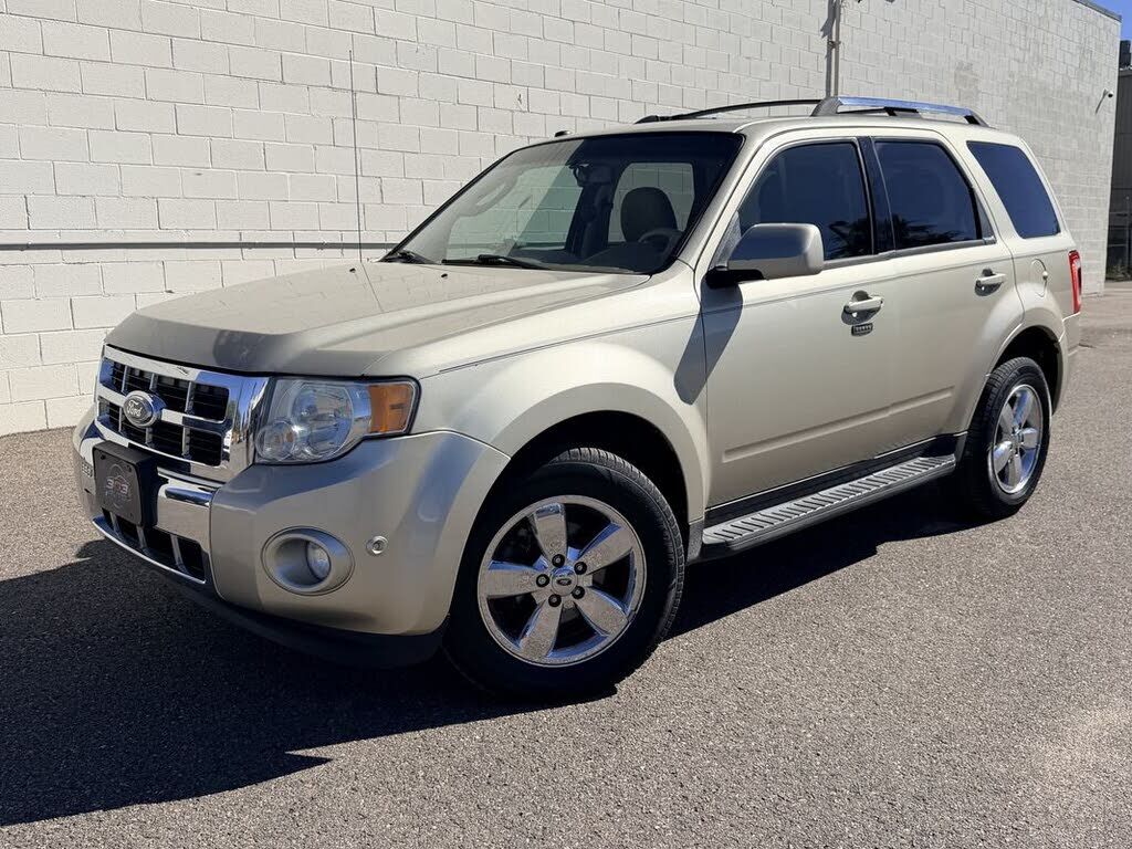 2011 FORD Escape