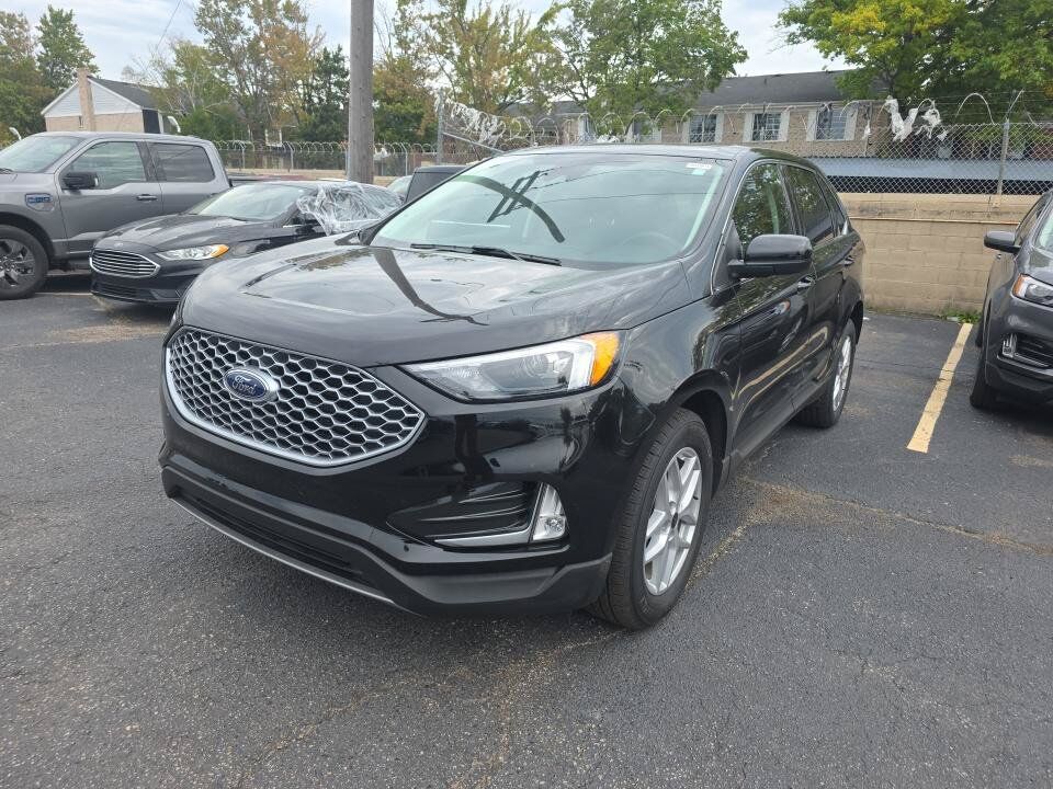 2024 FORD Edge