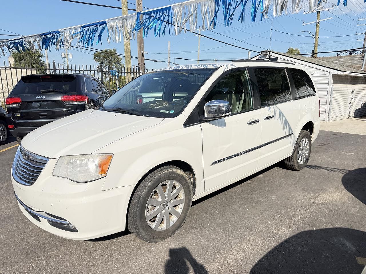 2012 CHRYSLER Town and Country