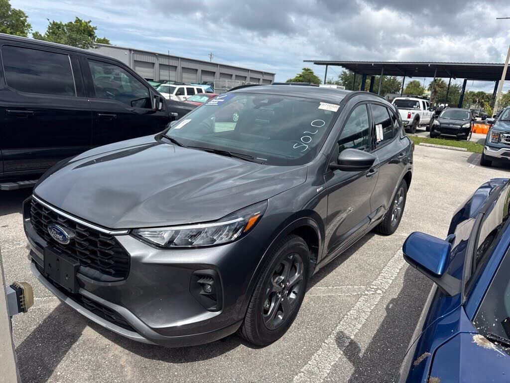 2023 FORD Escape