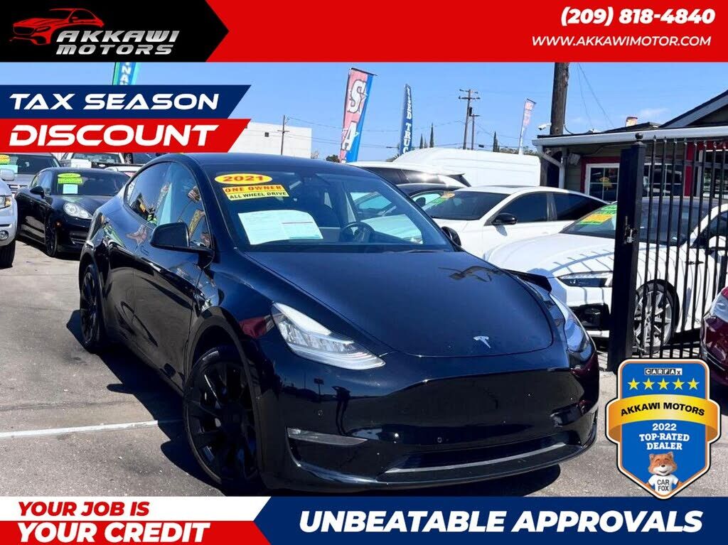2021 TESLA Model Y