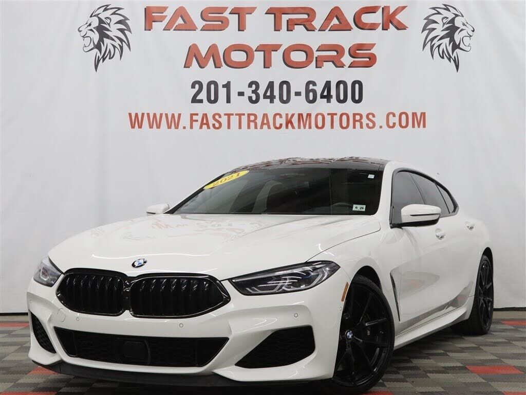 2021 BMW M8