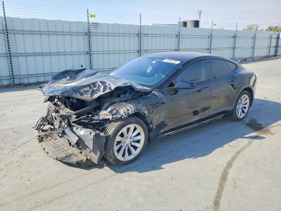 2016 TESLA Model S