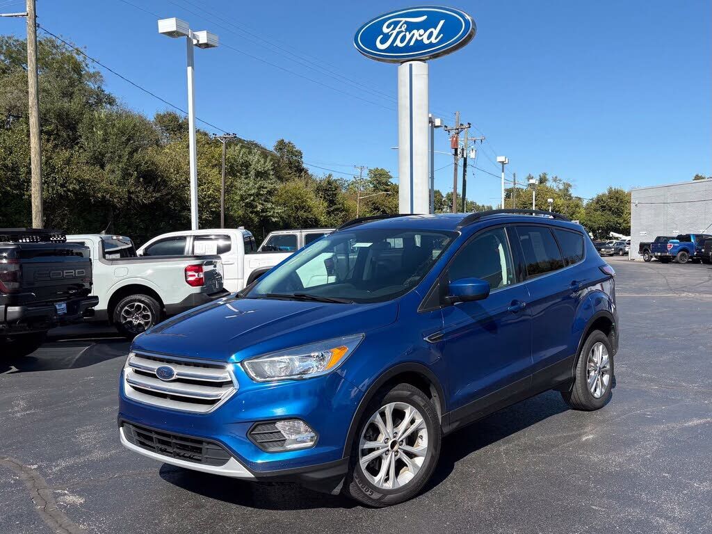2018 FORD Escape