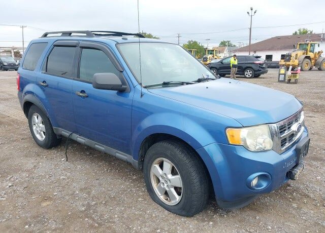 2010 FORD Escape