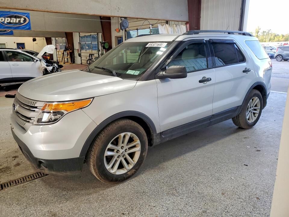 2015 FORD Explorer