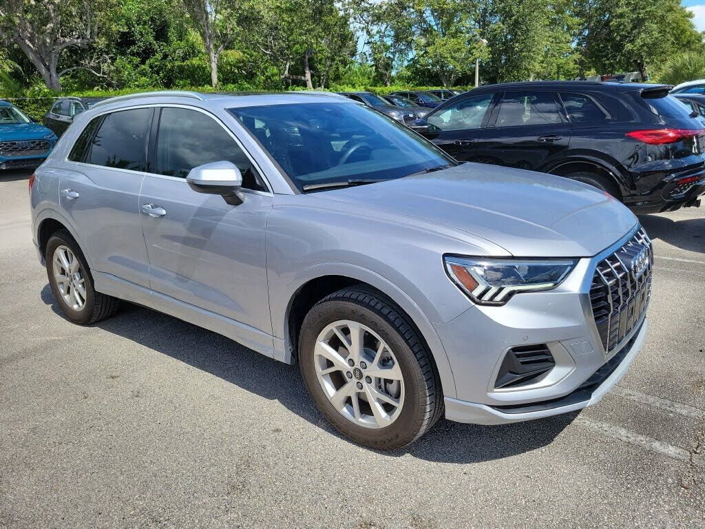 2024 AUDI Q3