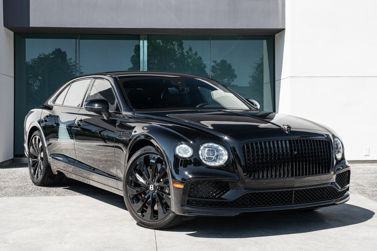2024 BENTLEY Flying Spur