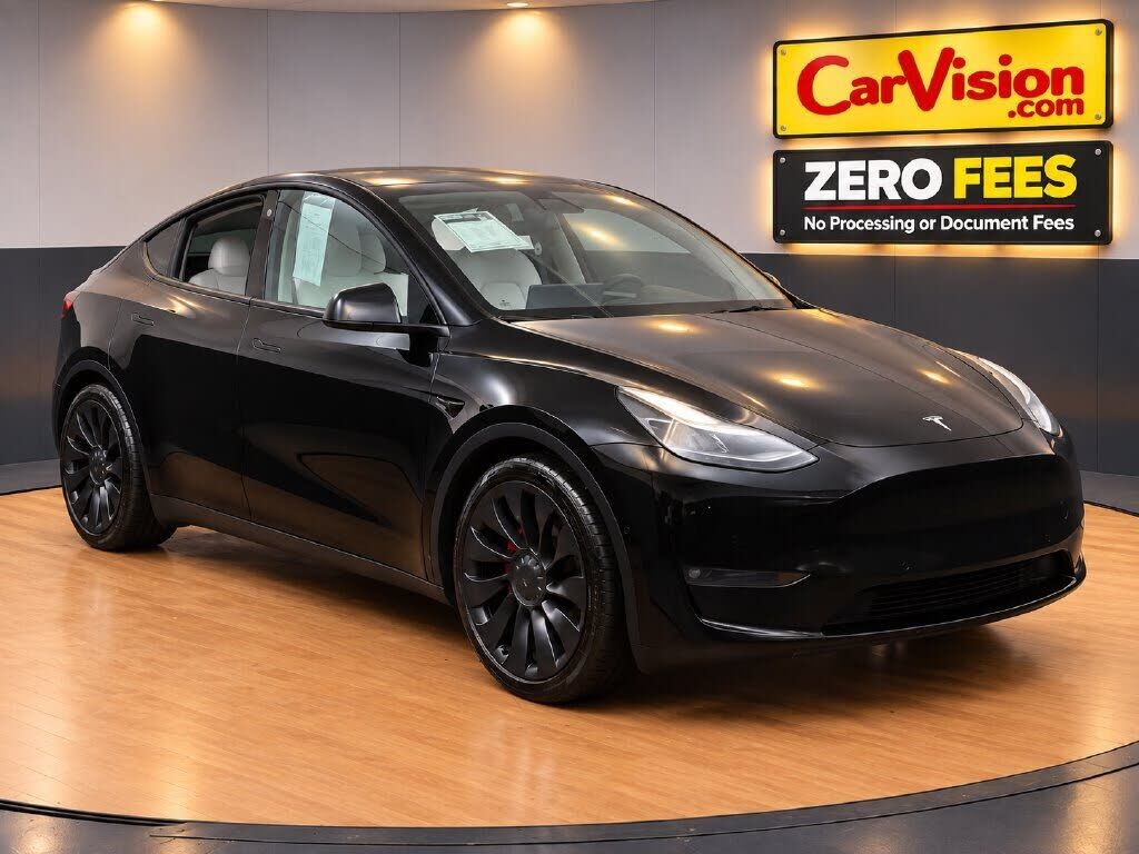 2022 TESLA Model Y