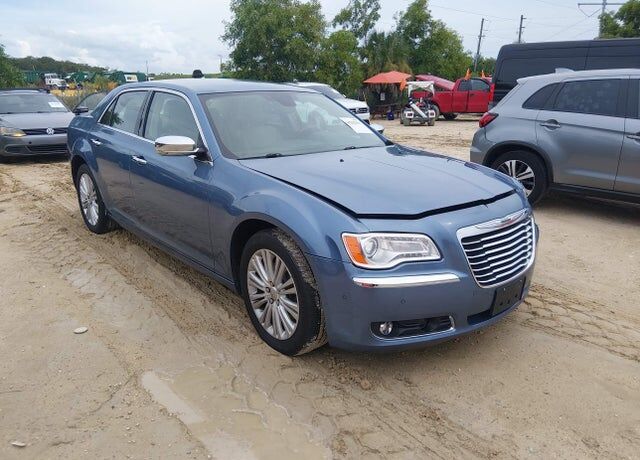 2011 CHRYSLER 300C