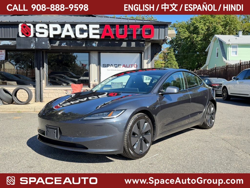 2024 TESLA Model 3