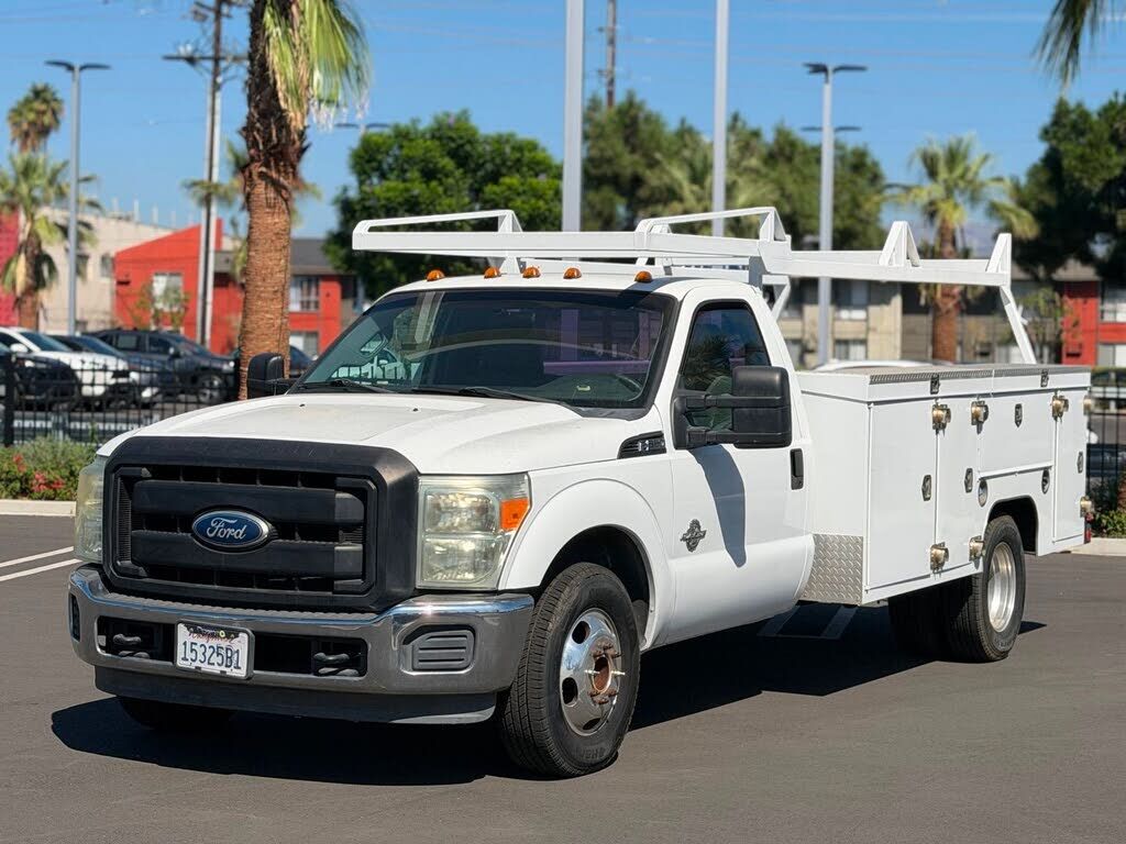 2011 FORD F-350