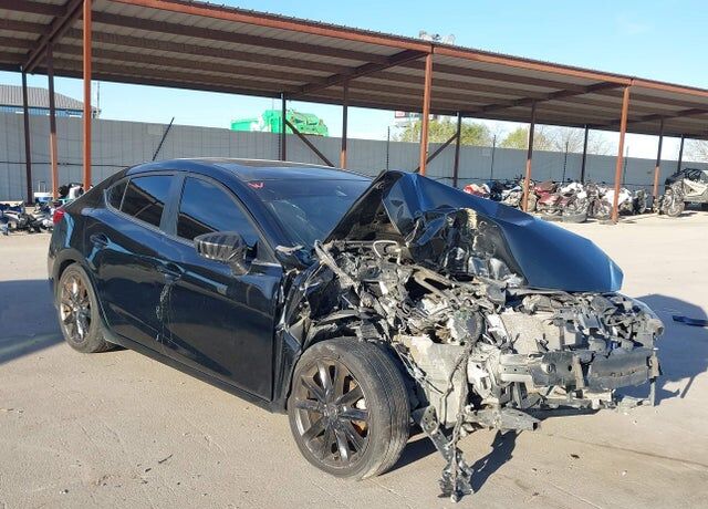2018 MAZDA Mazda3