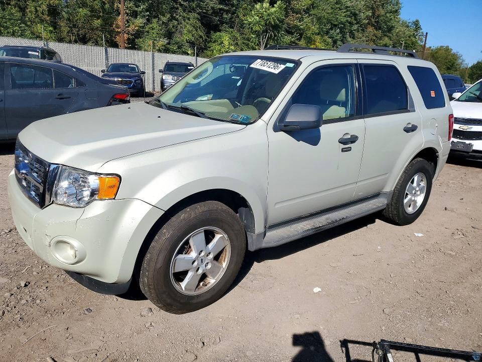 2009 FORD Escape