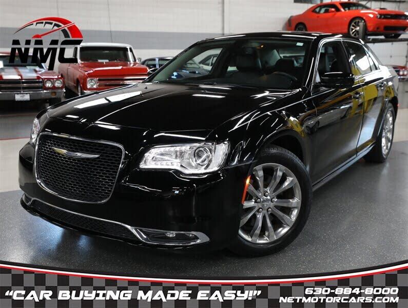 2017 CHRYSLER 300