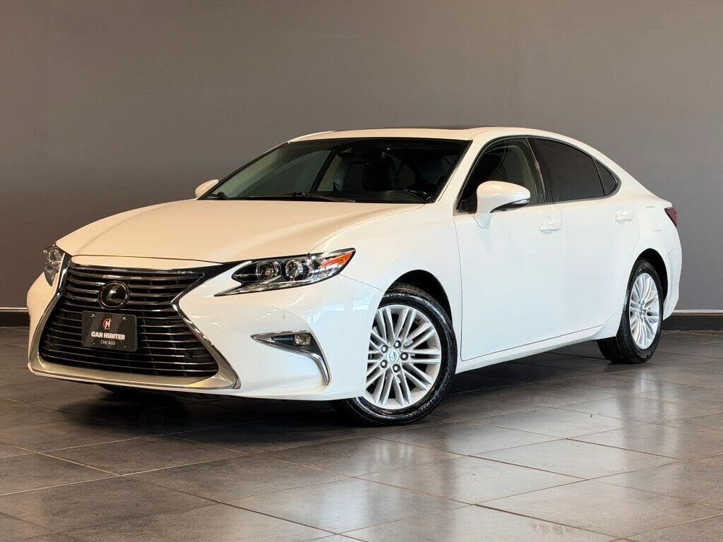 2016 LEXUS ES