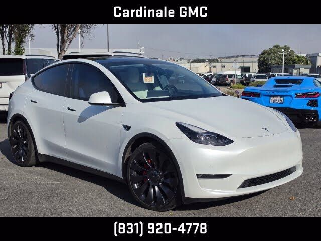 2022 TESLA Model Y
