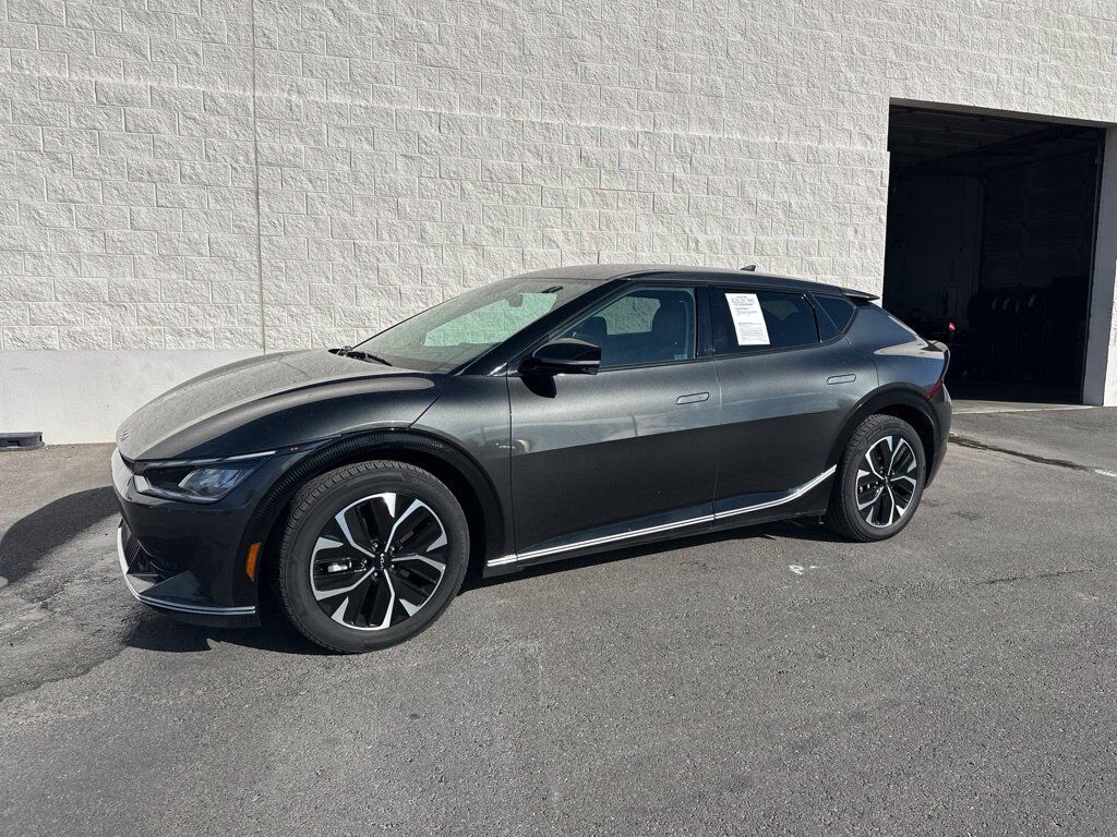 2023 KIA EV6
