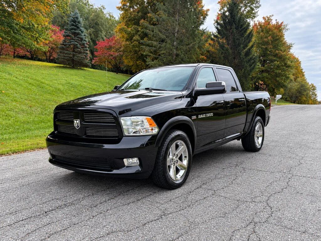 2011 DODGE Ram