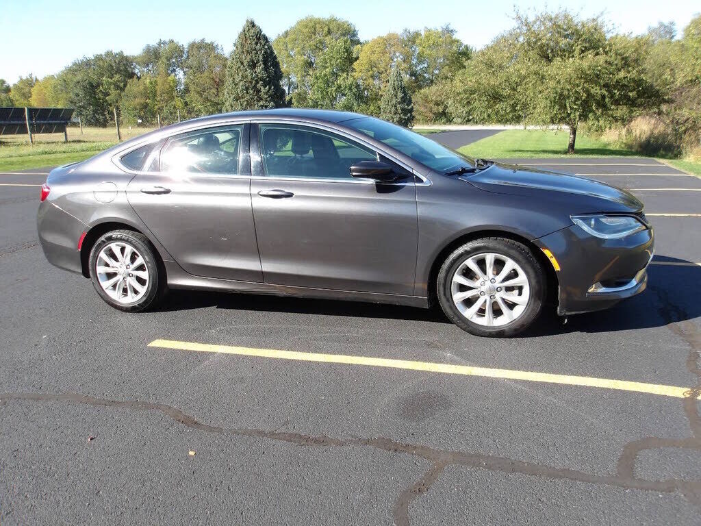 2015 CHRYSLER 200