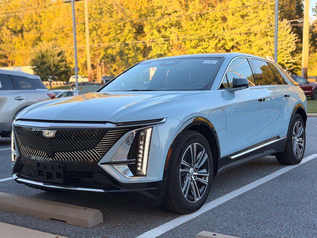 2024 CADILLAC Lyriq