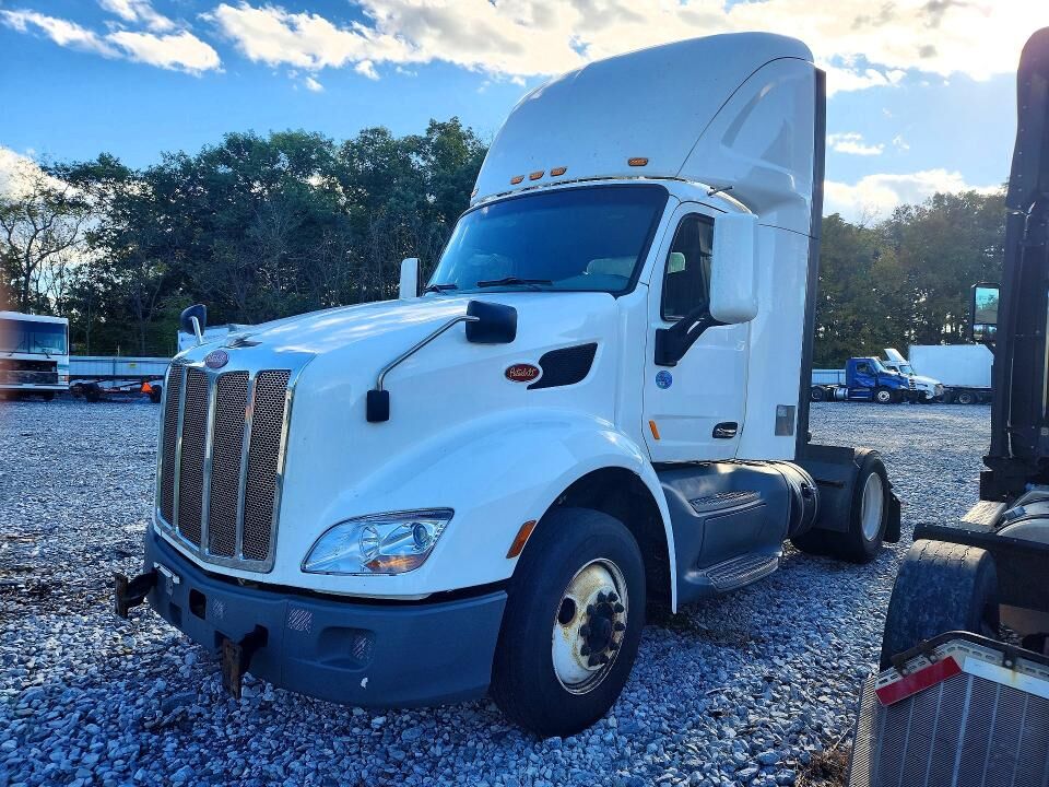 2020 PETERBILT 579
