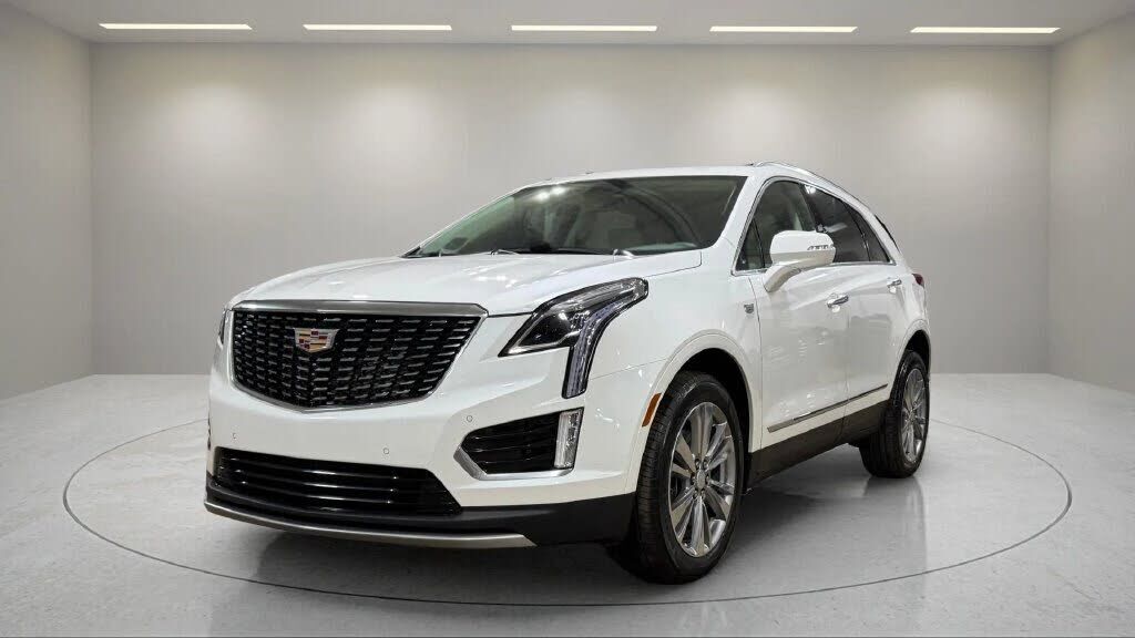 2024 CADILLAC XT5