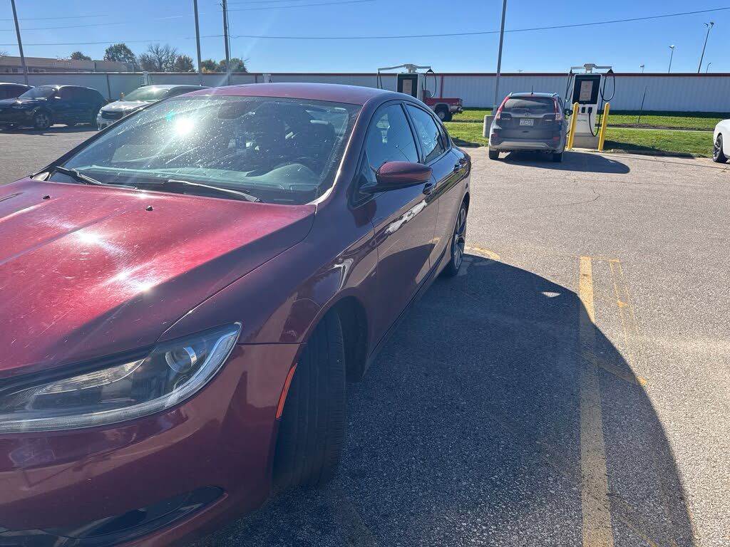 2016 CHRYSLER 200