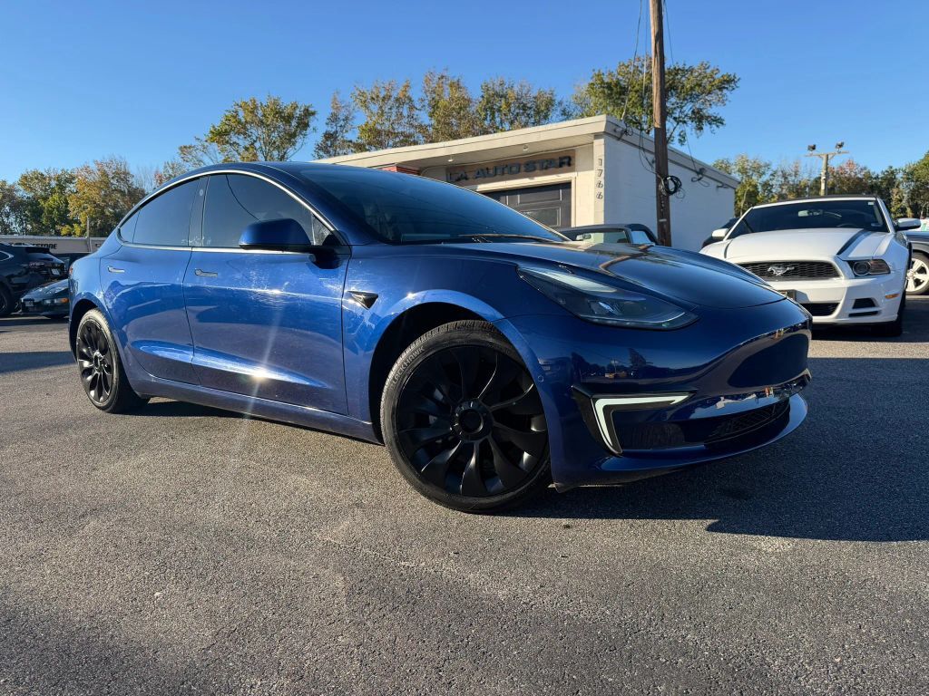 2021 TESLA Model 3