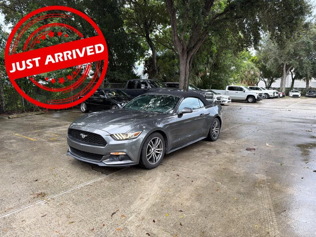 2017 FORD Mustang