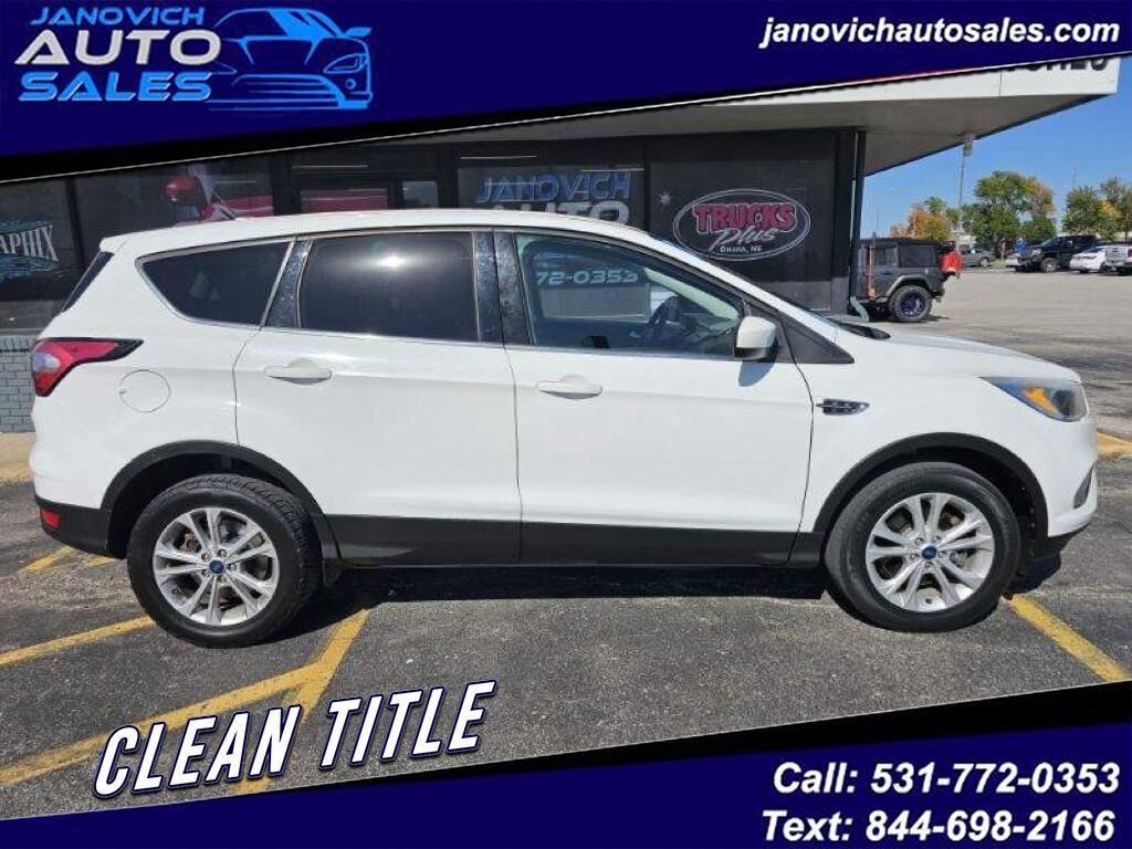 2017 FORD Escape